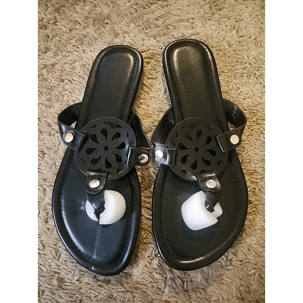 Women's Black Thong Sandals Flat Medallion Cutout T-Strap Slip On Size 10